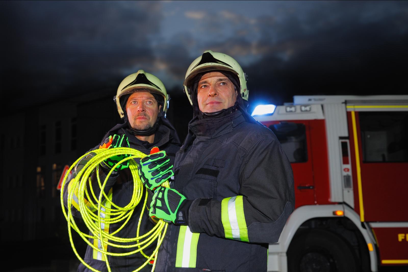Leitungsroller Feuerwehr 400V 230V 16A 50 m Kabeltrommel EN 61316 